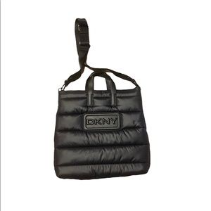 DKNY tore  tote shoulder bag